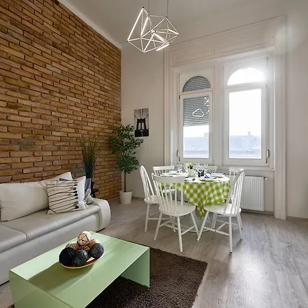 Apartment Krt. 53. *