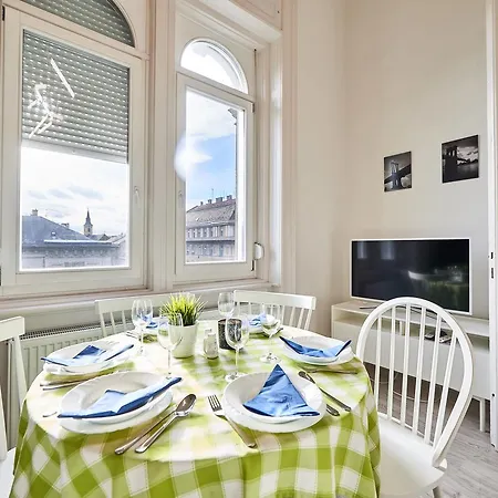 Krt. 53. Apartment