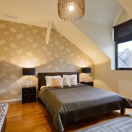 Kapital 4* Budapest