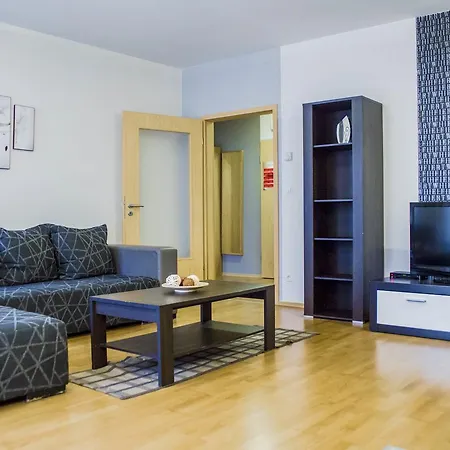 Senator Aparthotel
