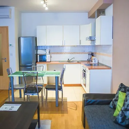 Senator Aparthotel 3*