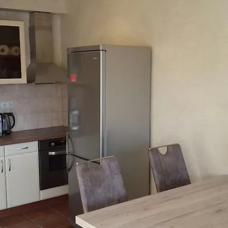 Aden Free Parking Apartment *