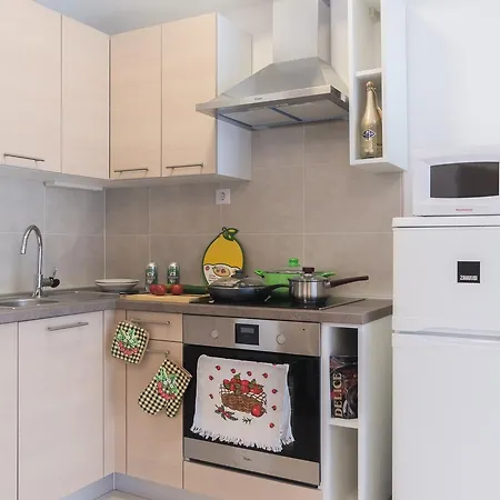 Apartmanhotel Corvin 3*