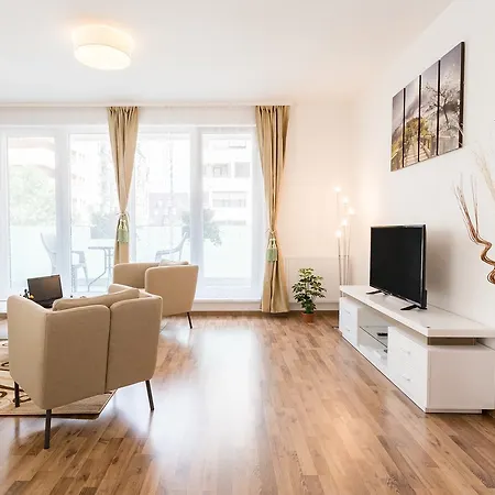 Corvin Apartmanhotel 3*