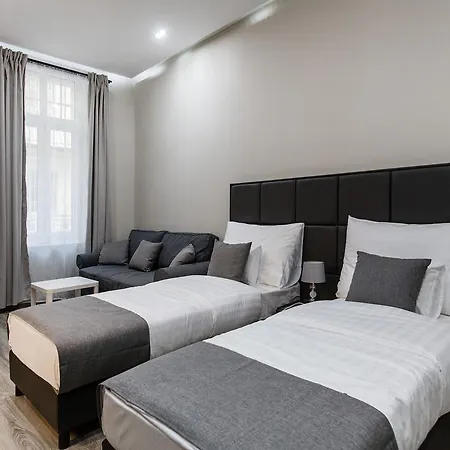 A Golden Star Modern Luxury And * Budapest