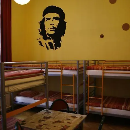2b & Hostel *