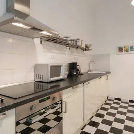Black & White Apartament Budapesta