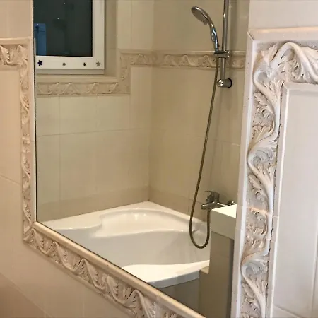 Thokoly Apartment Budapest
