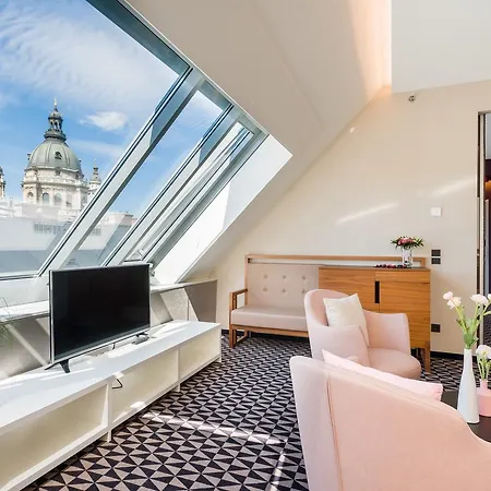Moments By Continental Group Hotel 4*
