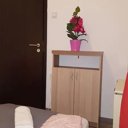 Michael With 2 Near Gozsdu Udvar Appartement Boedapest