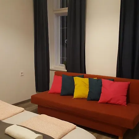 Apartment Michael With 2 Near Gozsdu Udvar Budapest
