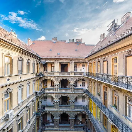 Modern Bauhaus Apartman Budapest