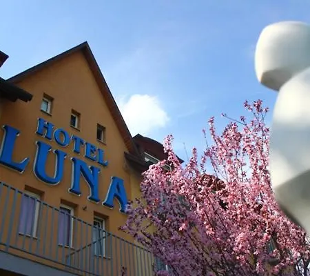 Szálloda Luna 3*