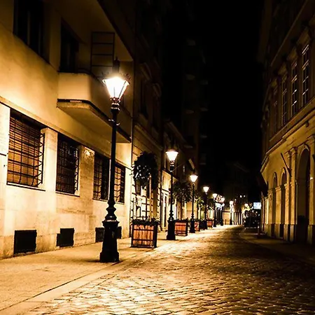 Corvin Point And 3* Budapest