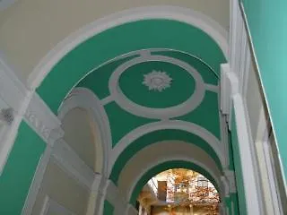 Hotel Six