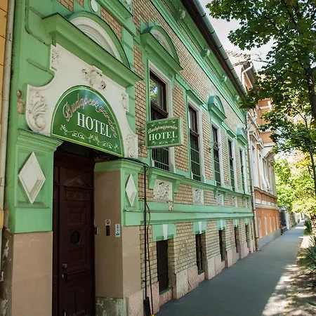 Budapest Garden Hotel 2* Budapest