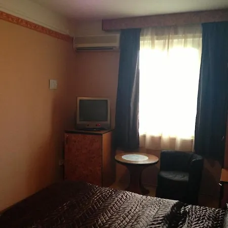 Otel Kristal 3*