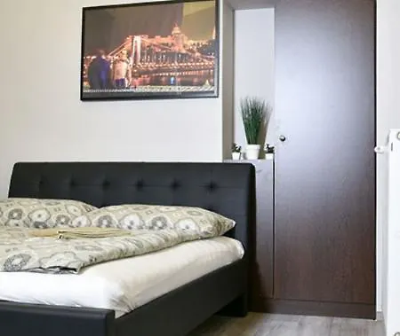 Vendégház Corvin Point And 3*