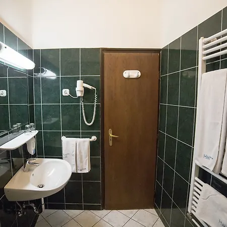 Hotel Metro 3*