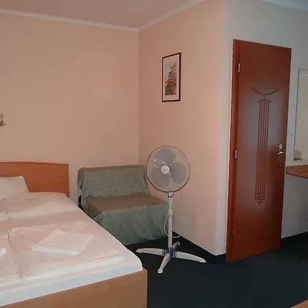 Alfréd Panzió 3* Budapest