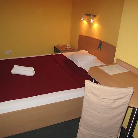 Alfred Panzio 3* Budapest