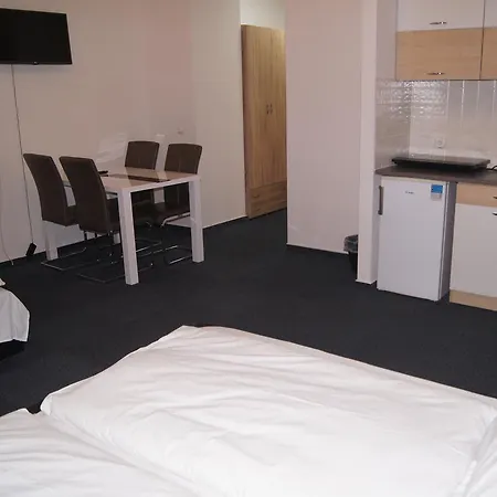 Aparthotel Opera Loft And 3*