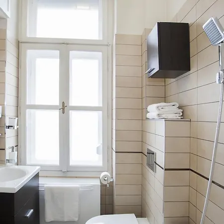 Viktoria Apartment *