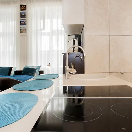 Viktoria Apartment *