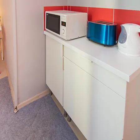 White Boat Apartment *
