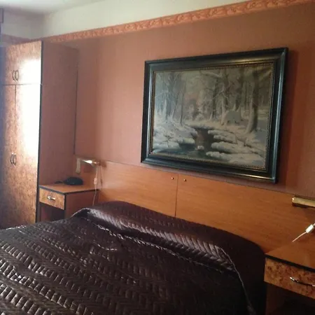 Kristal Otel