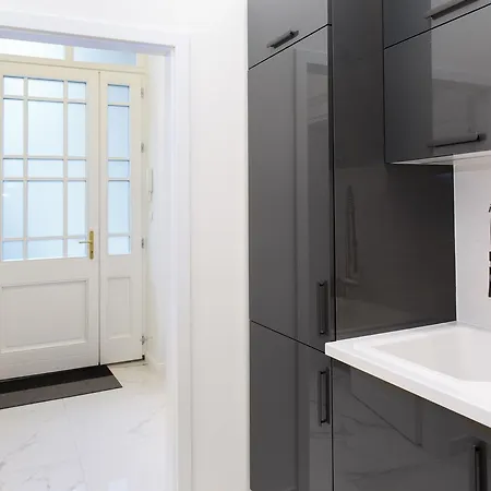 Apartment Jenny Luxury Two Bedrooms Apartment. *