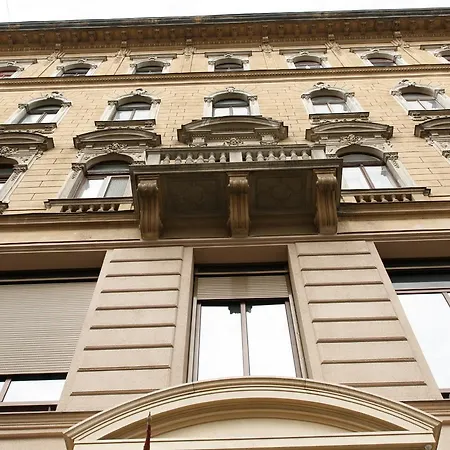 Jenny Luxury Two Bedrooms Apartment. Apartment Budapest