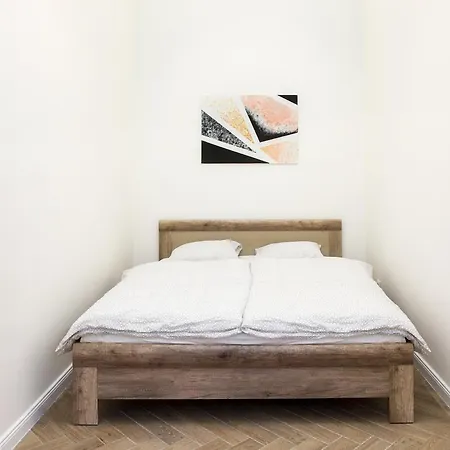 Jenny Luxury Two Bedrooms Apartment. * Budapest