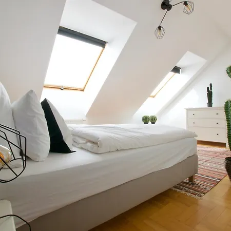 Premium By Hi5 - Gozsdu Apartment *