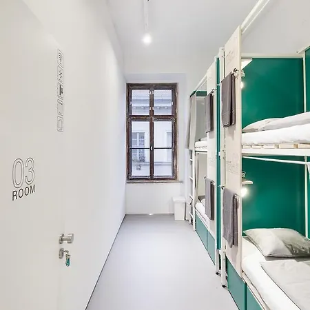Auberge de jeunesse Flow Spaces *