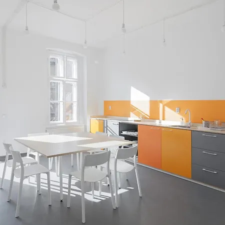 Auberge de jeunesse Flow Spaces *