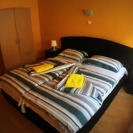 Palota Panzio Bed & Breakfast 2*