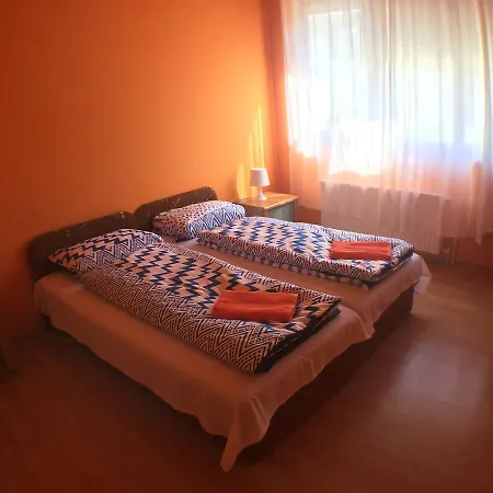 Bed & Breakfast Palota Panzio 2*
