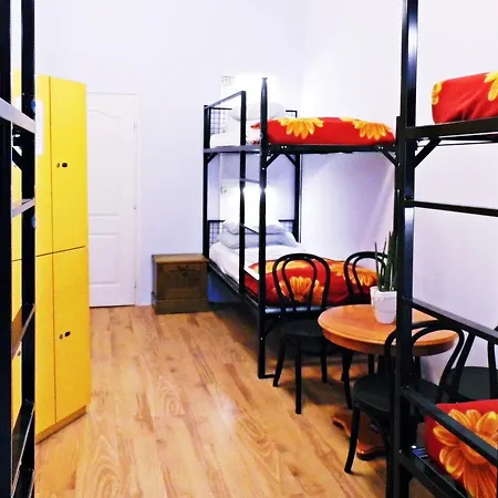 Bebudgetrooms Hostel