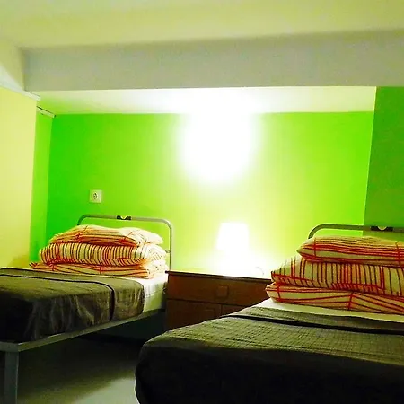 Bebudgetrooms Hostel