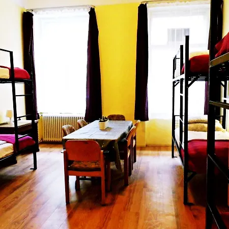 Hostel Bebudgetrooms
