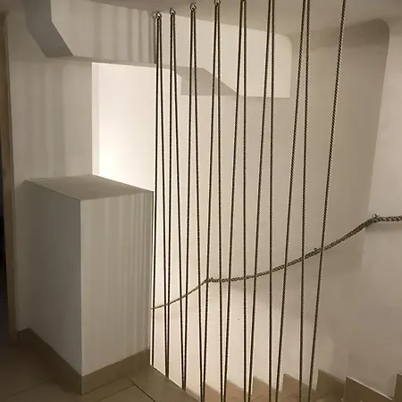 Hostal Opera *