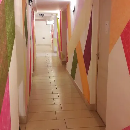 Opera Hostal Budapest