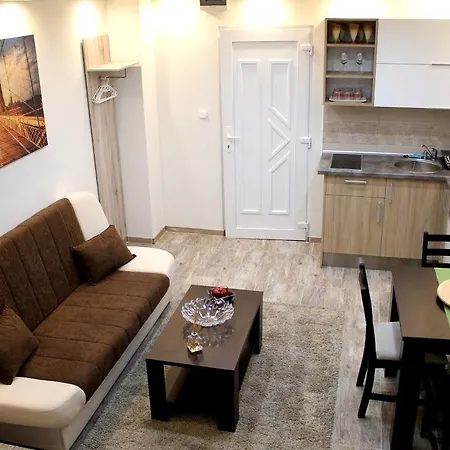 Westend Apartman *