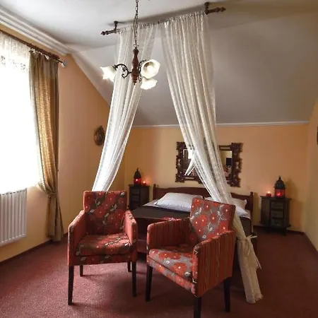 Hotel Romantik Hotel 3*