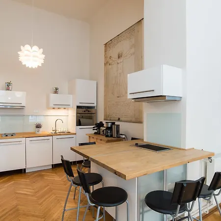 Broadway Apartmán *