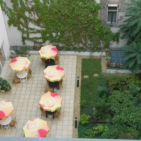 Nexto Dormero Hotell