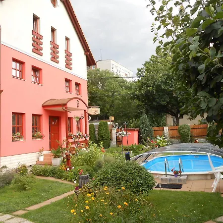 Aranyeso Vendeghaz Csorbai 2* Budapest