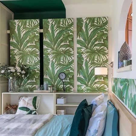 Mira Luxury Apartment