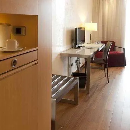 Exe Center Hotel 4*